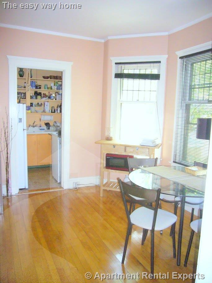 2 Clinton St, Central Square