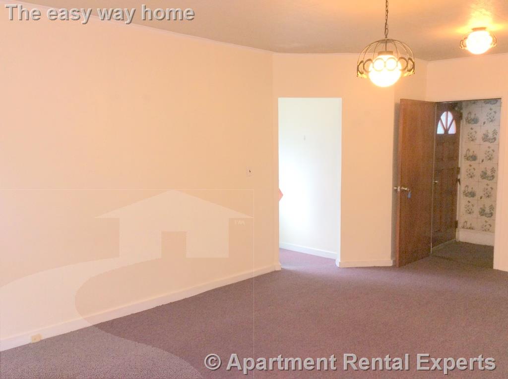 16 Braemore Rd, Winter Hill