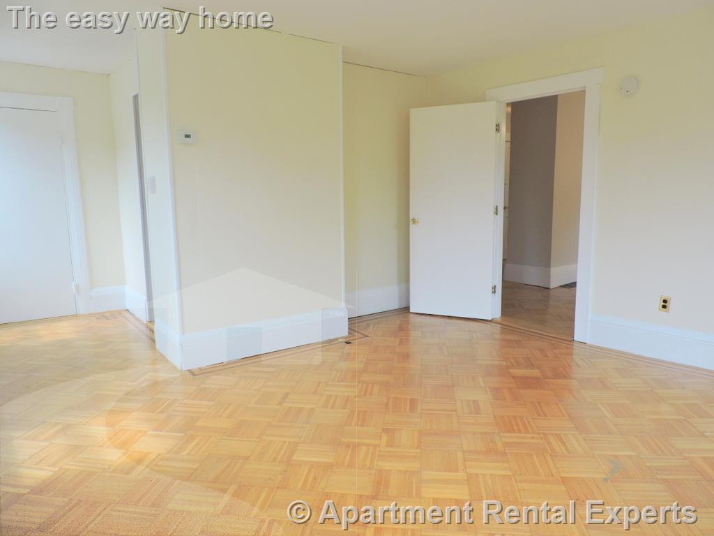 297 Broadway, Central Square