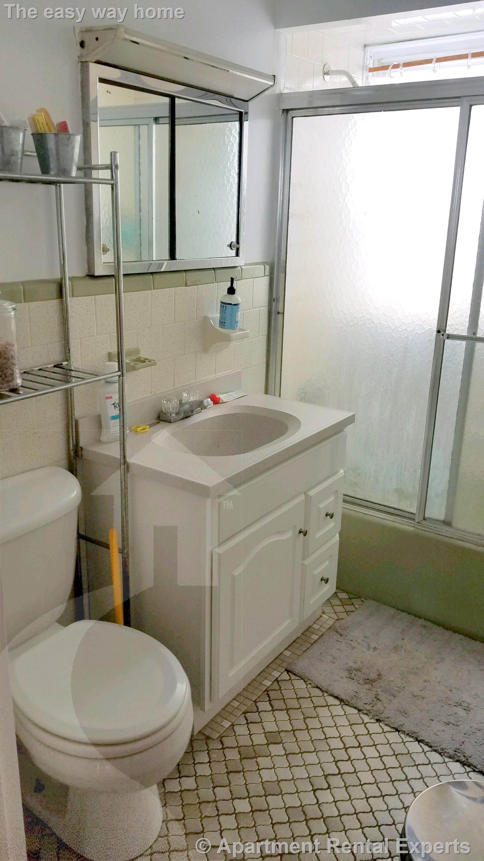 228 Cedar St, Davis Square