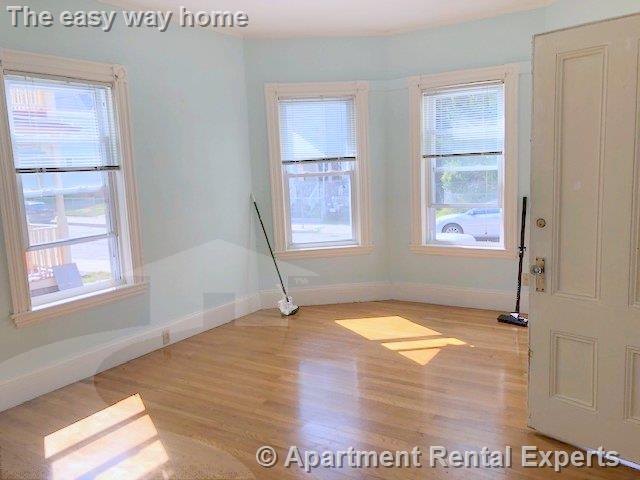 26 Claremon St, Davis Square