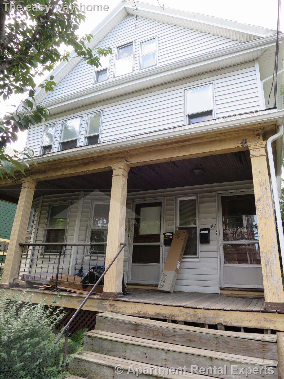 41 Clarendon Ave, Teele Square