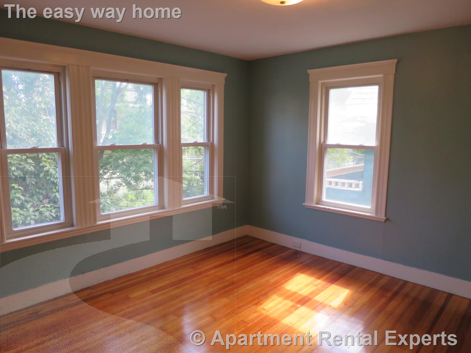 41 Clarendon Ave, Teele Square