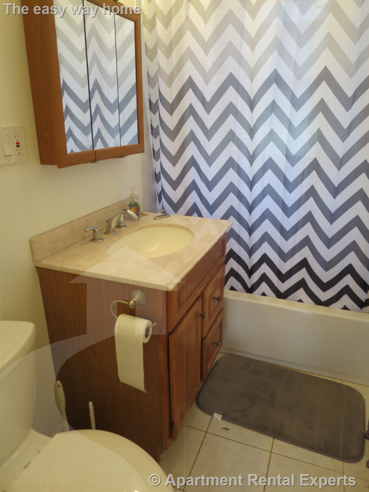 41 Clarendon Ave, Teele Square