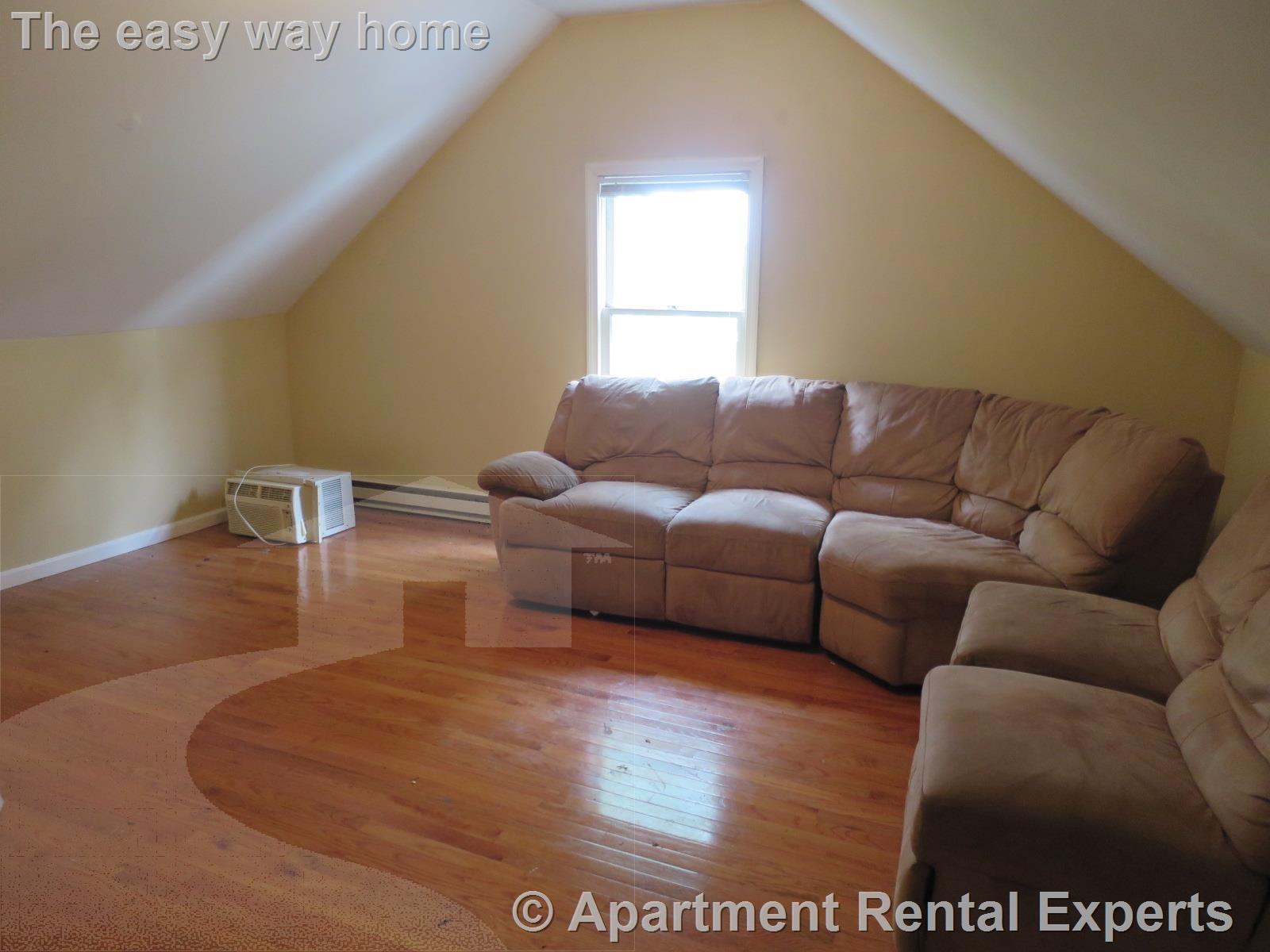 41 Clarendon Ave, Teele Square