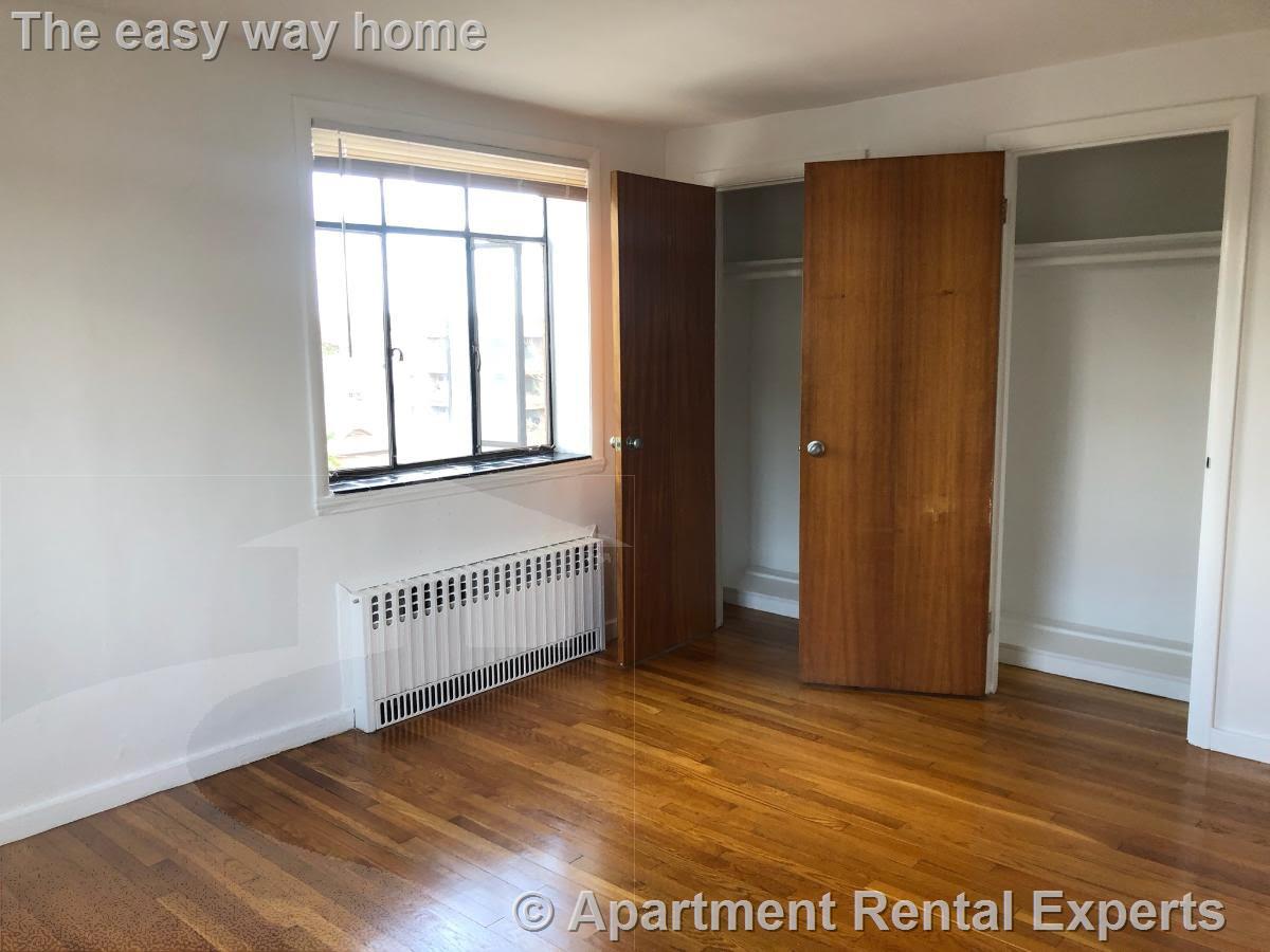 276 Massachusetts Ave, East Arlington