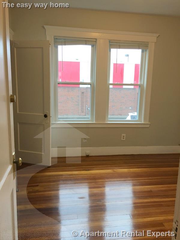 36 North Beacon St, Allston