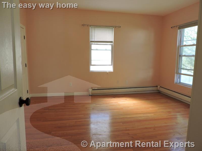 106 Columbia St, Central Square