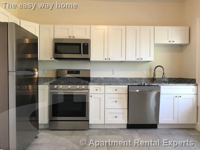 77 Bonair St, Winter Hill