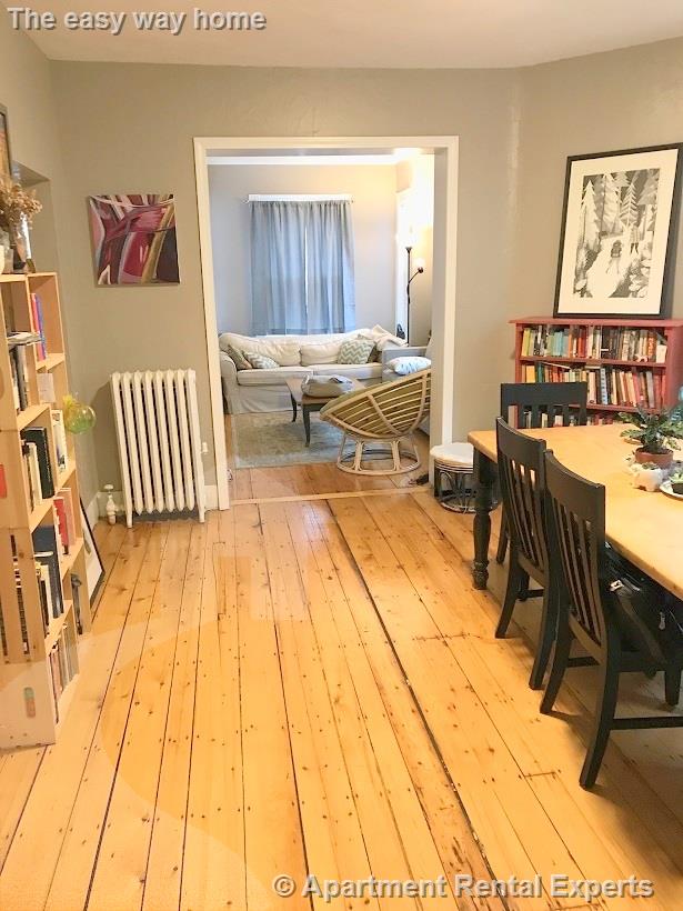 90 Holland St, Davis Square