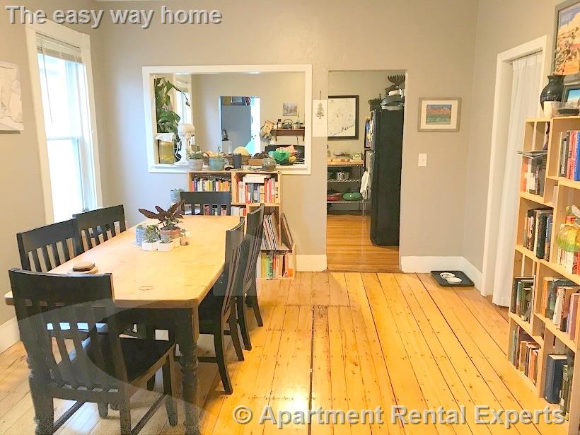 90 Holland St, Davis Square