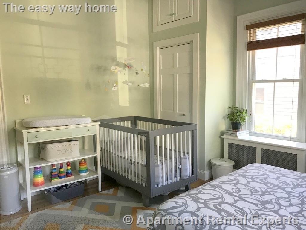 30 Moore St, Davis Square