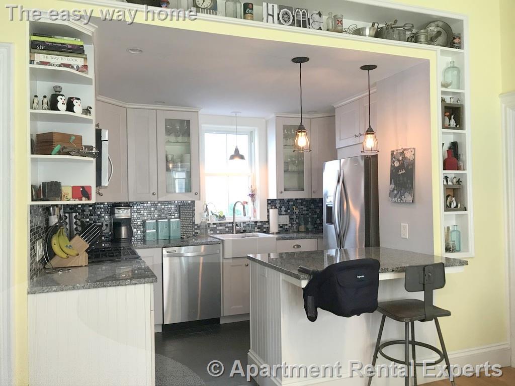 30 Moore St, Davis Square