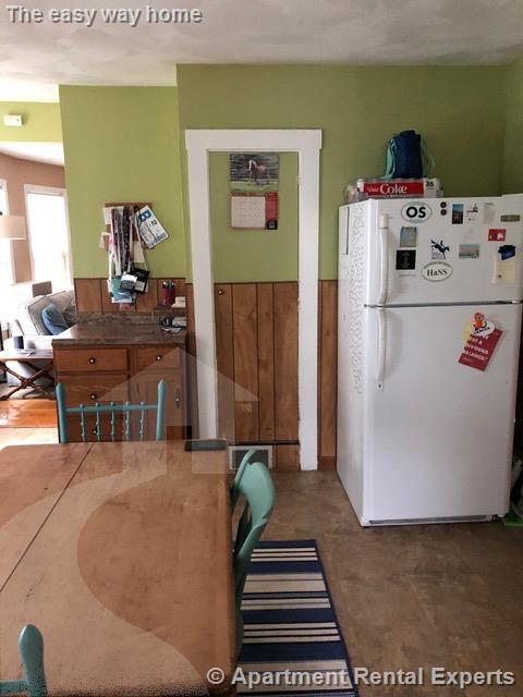 233A Highland Ave, Davis Square