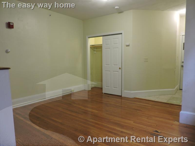 77 Hancock St, Central Square