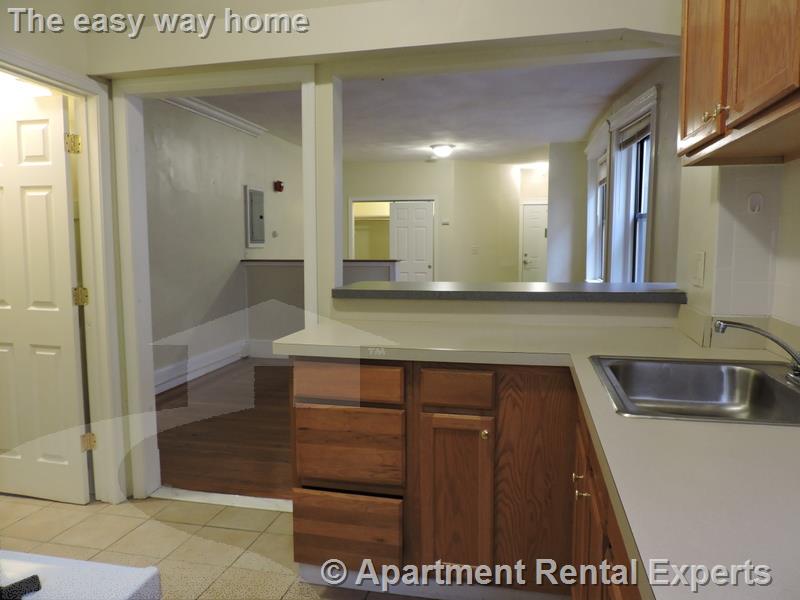 77 Hancock St, Central Square