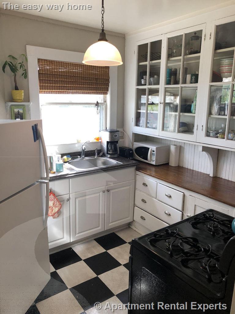 452 Broadway, Harvard Square