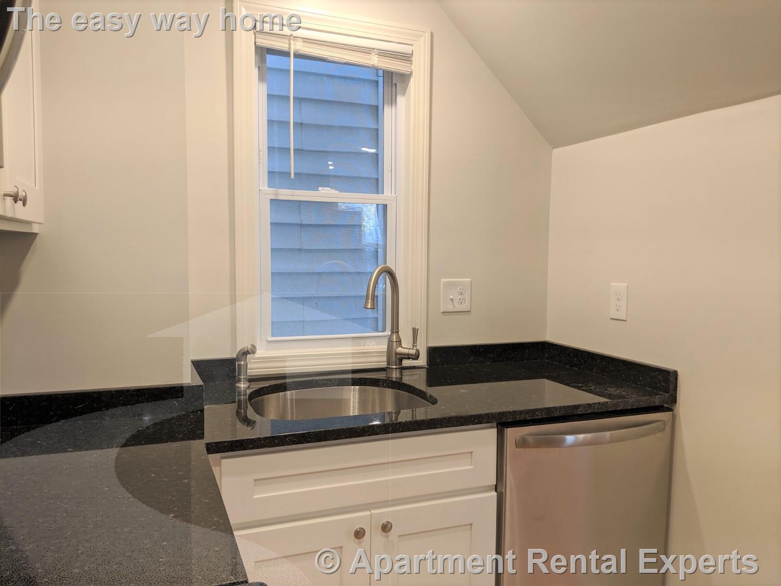 44 Cogswell Ave, Porter Square