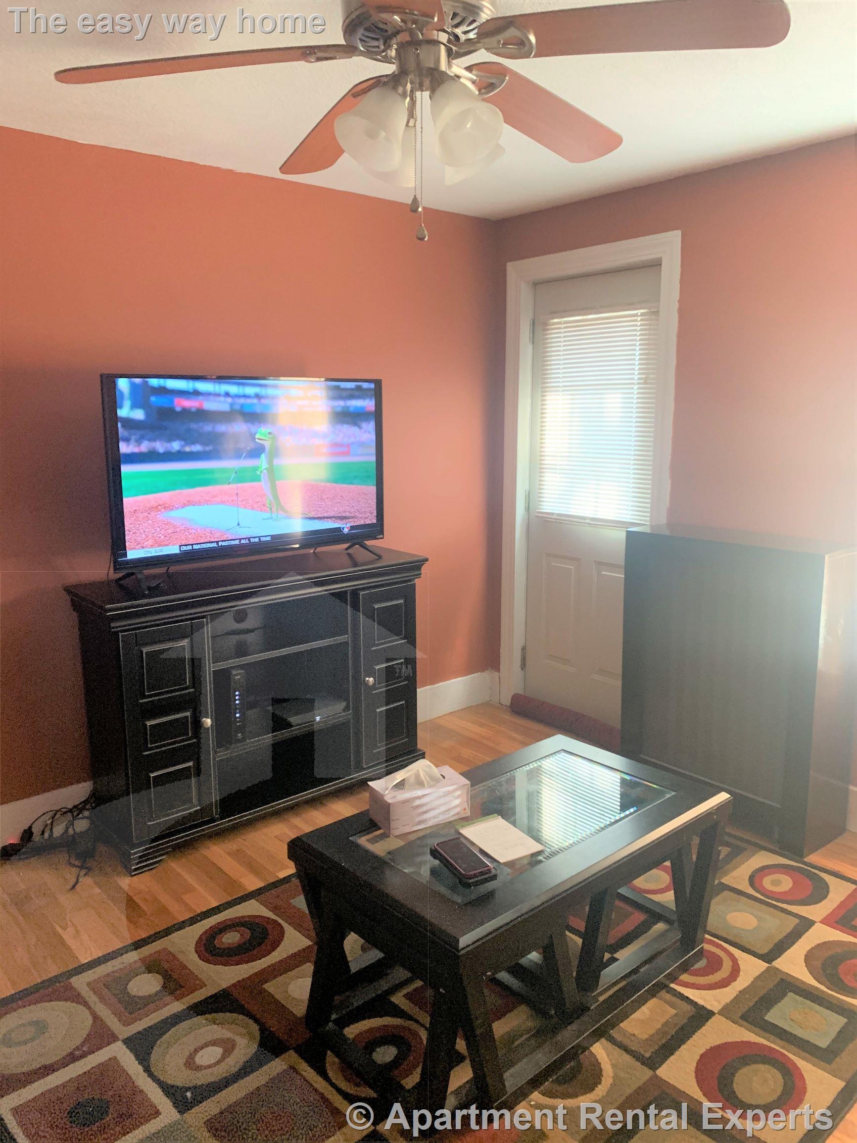 470 Medford St, Magoun Square