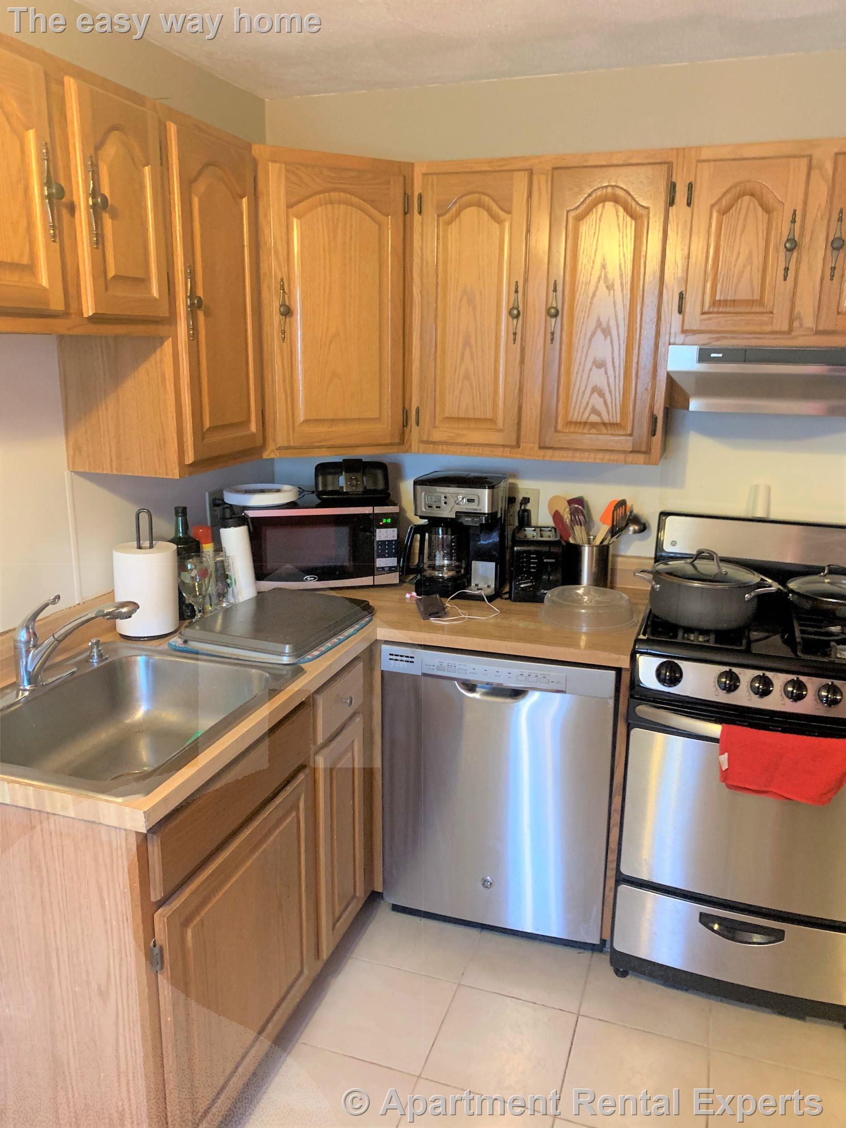 470 Medford St, Magoun Square