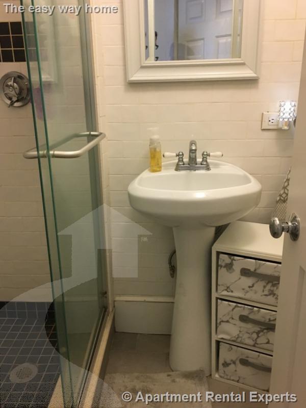 991 Massachusetts Ave, Harvard Square