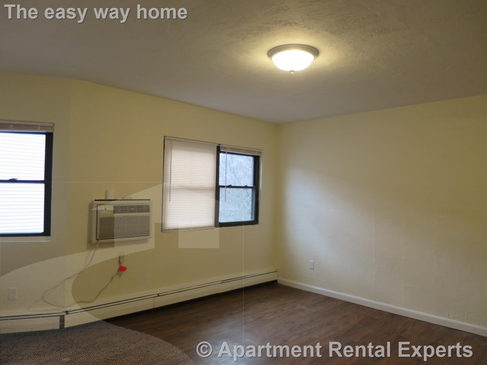 111 Walnut St, Winter Hill