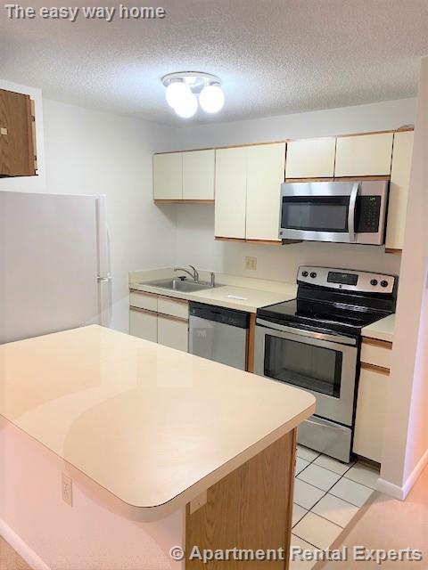 23 Elm St, Porter Square