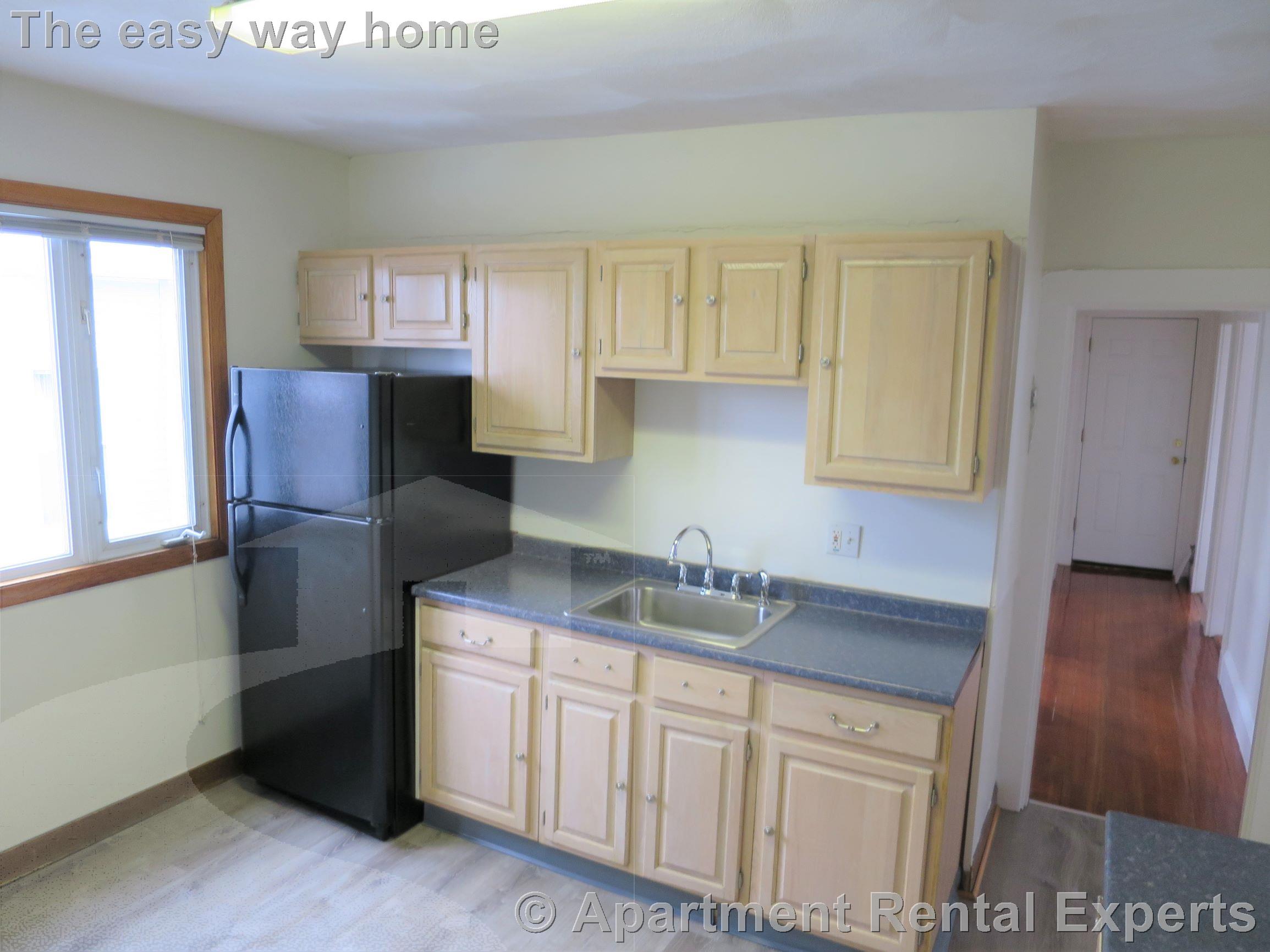 96 Conwell Ave, Tufts