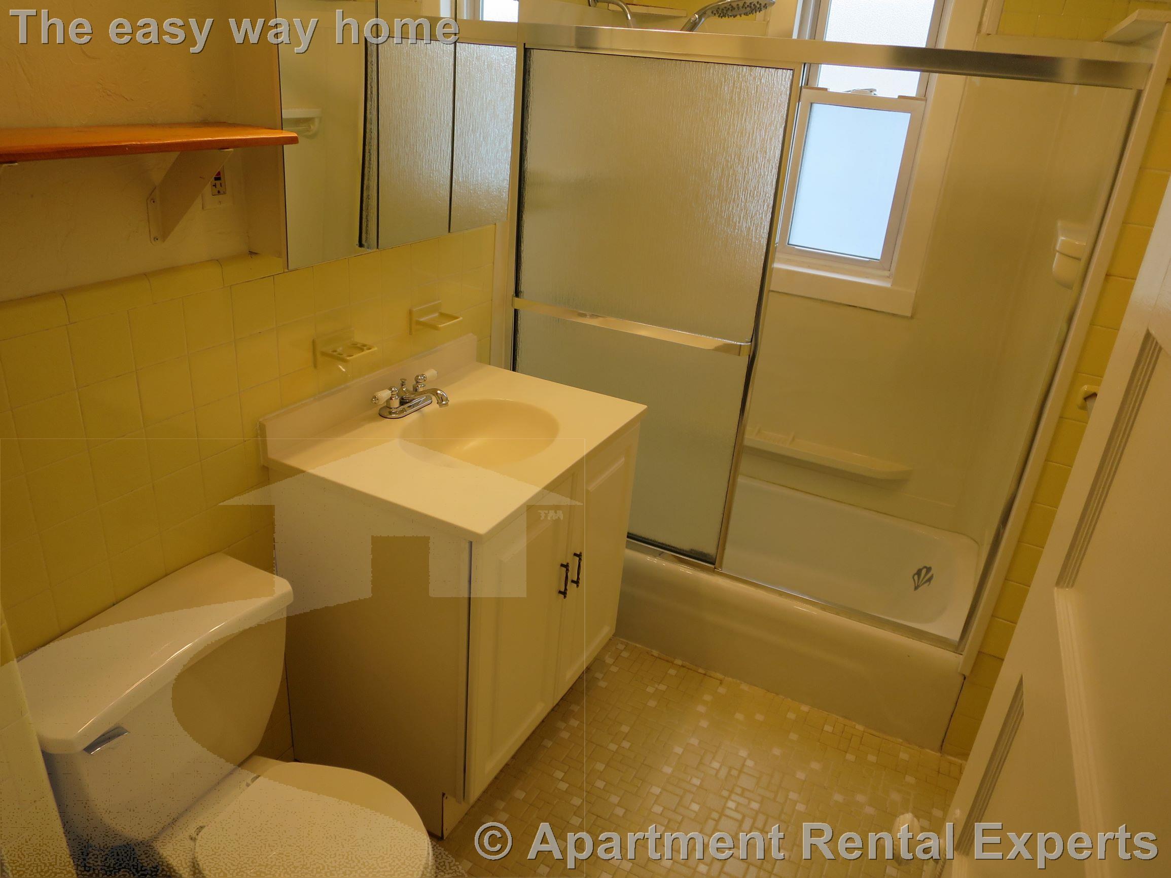 96 Conwell Ave, Tufts