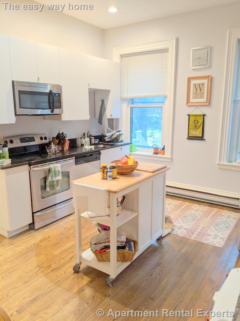 28 Beacon St, Inman Square