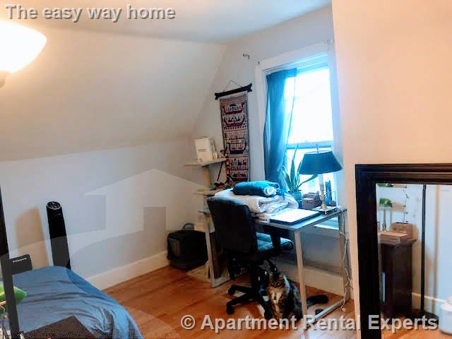 130 Cedar St, Porter Square