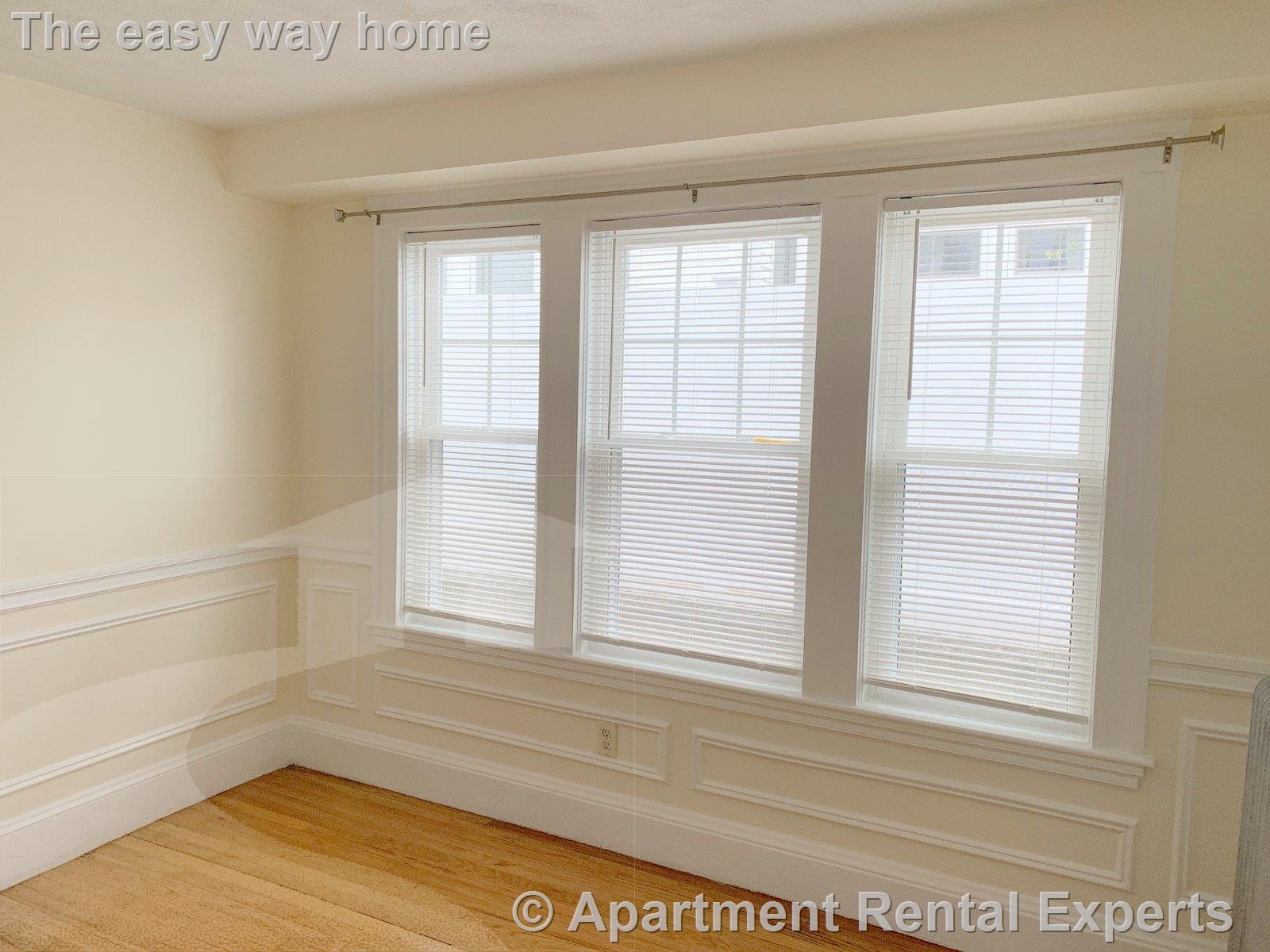 88 Bradford Rd, Watertown Center