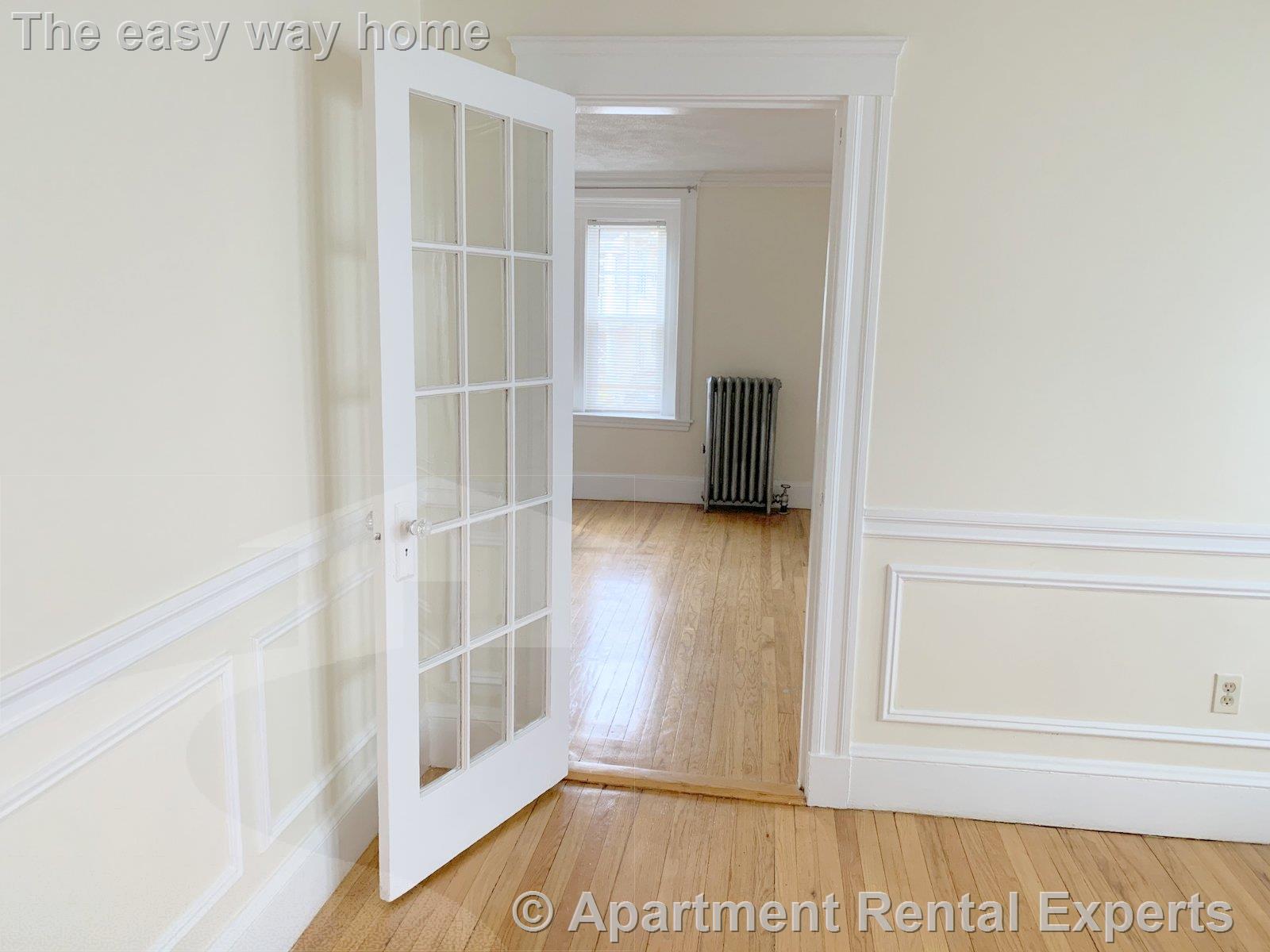 88 Bradford Rd, Watertown Center