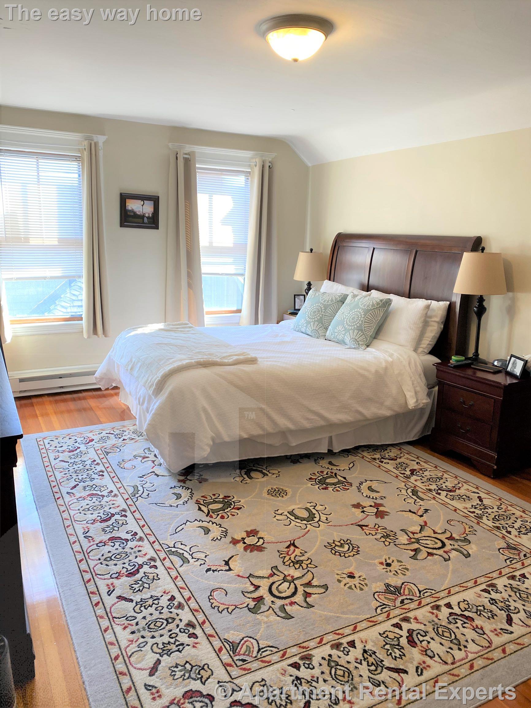 72 Powderhouse Blvd, Davis Square