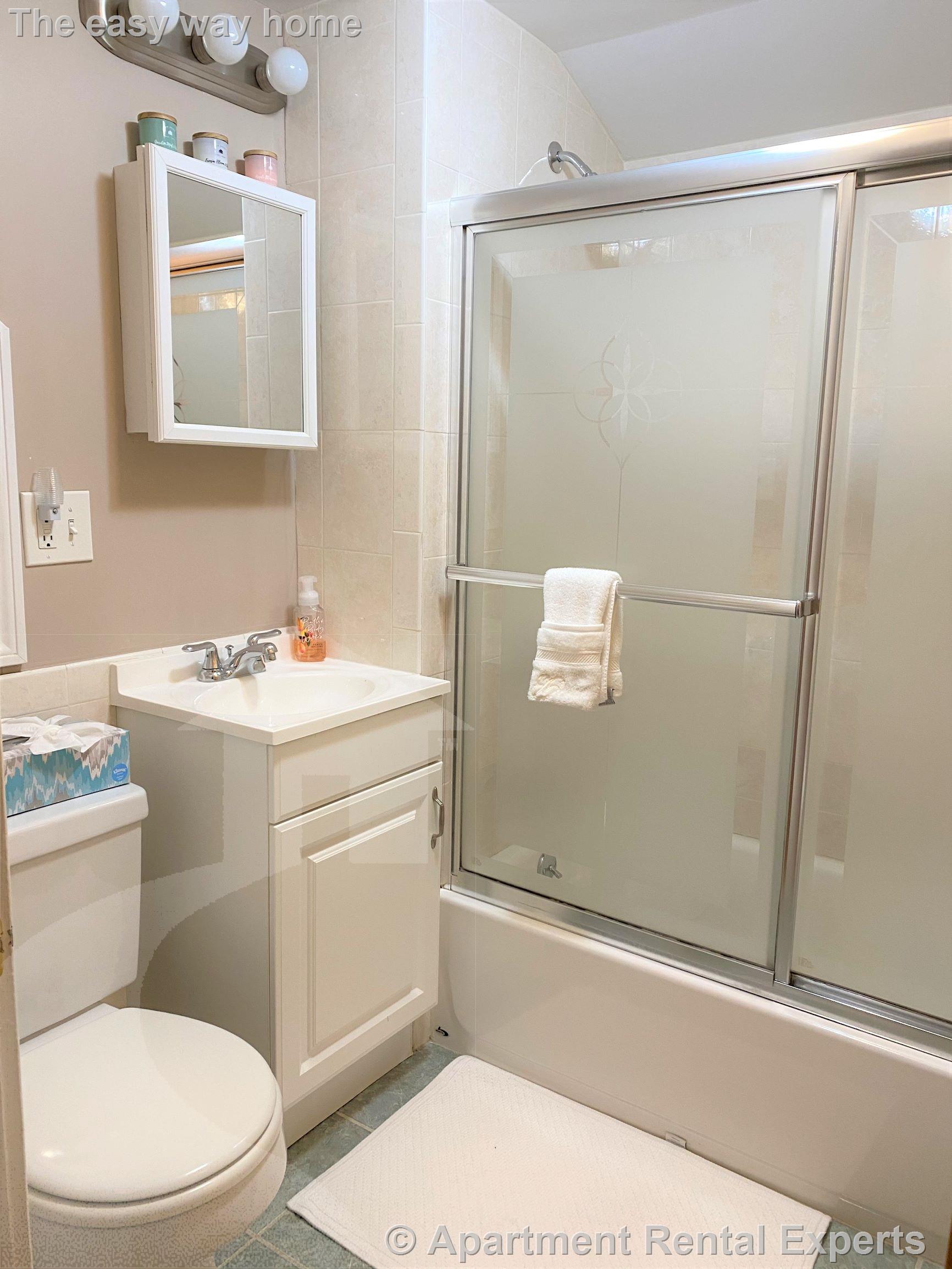 72 Powderhouse Blvd, Davis Square