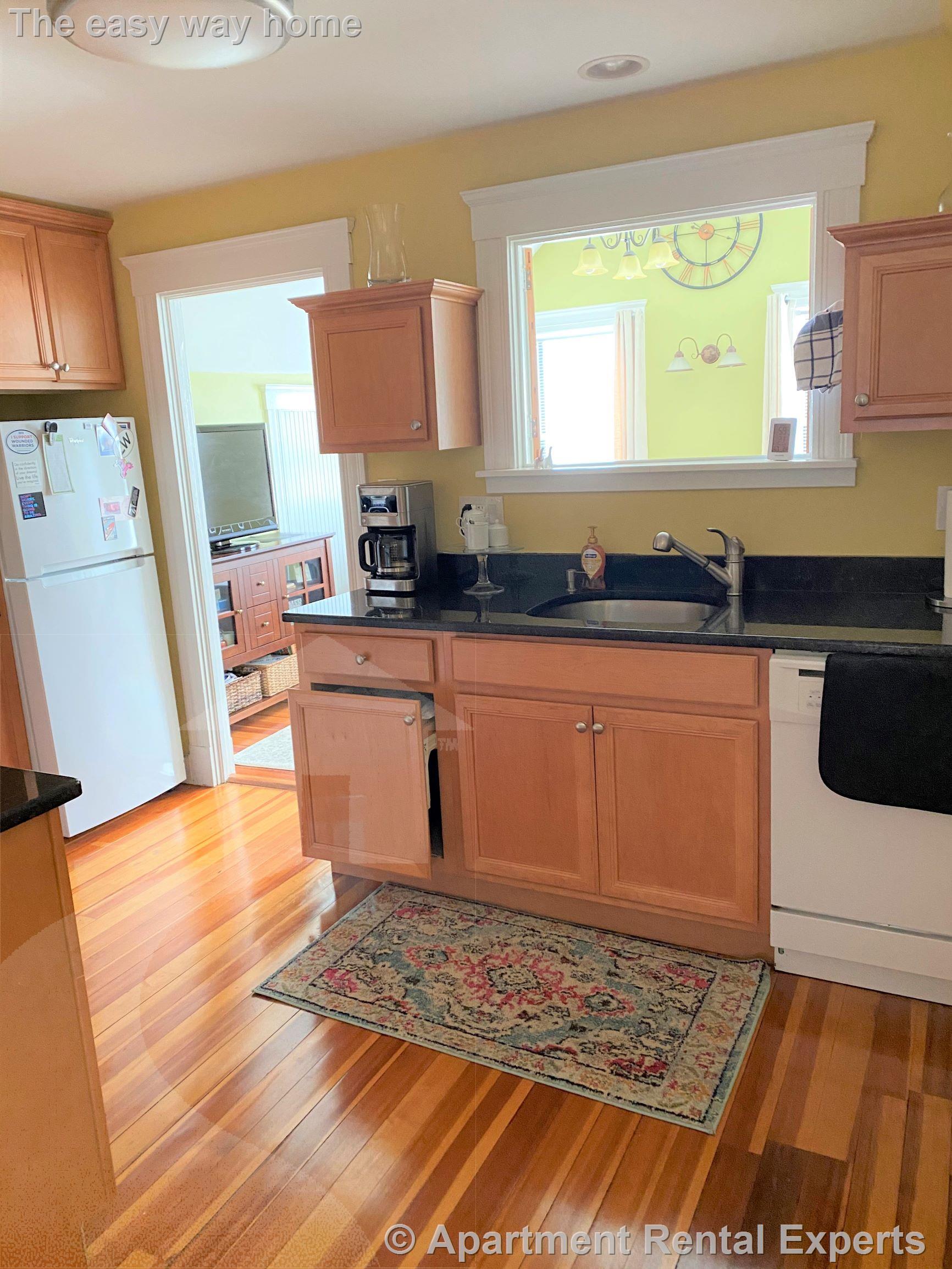 72 Powderhouse Blvd, Davis Square