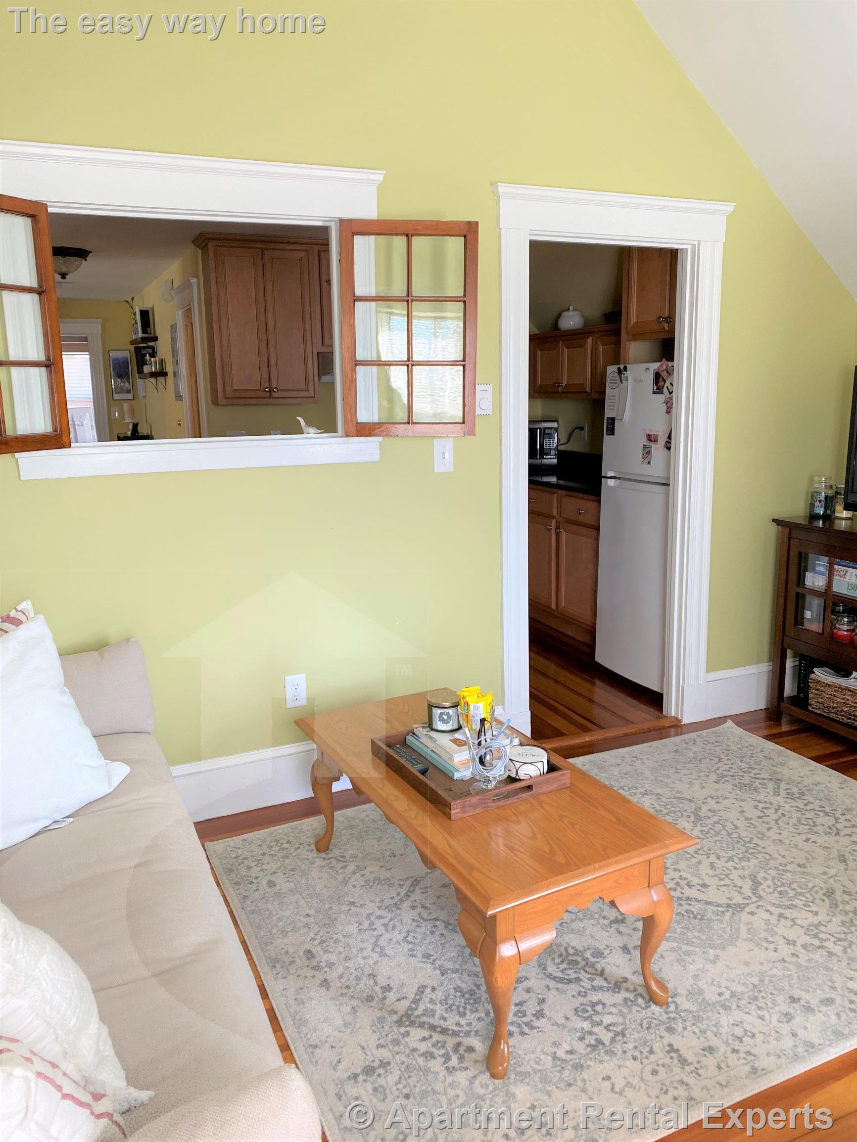 72 Powderhouse Blvd, Davis Square