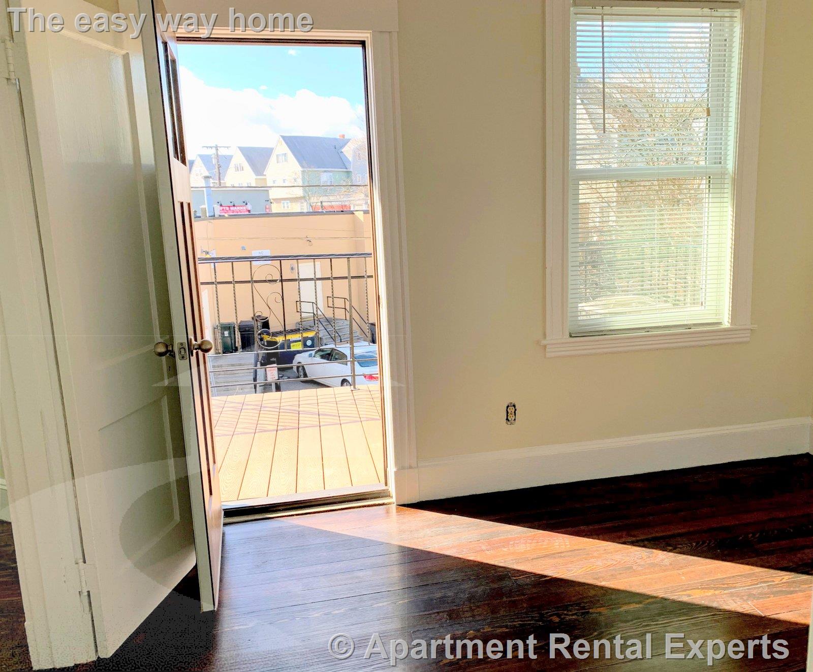 98 Bristol Rd, Ball Square