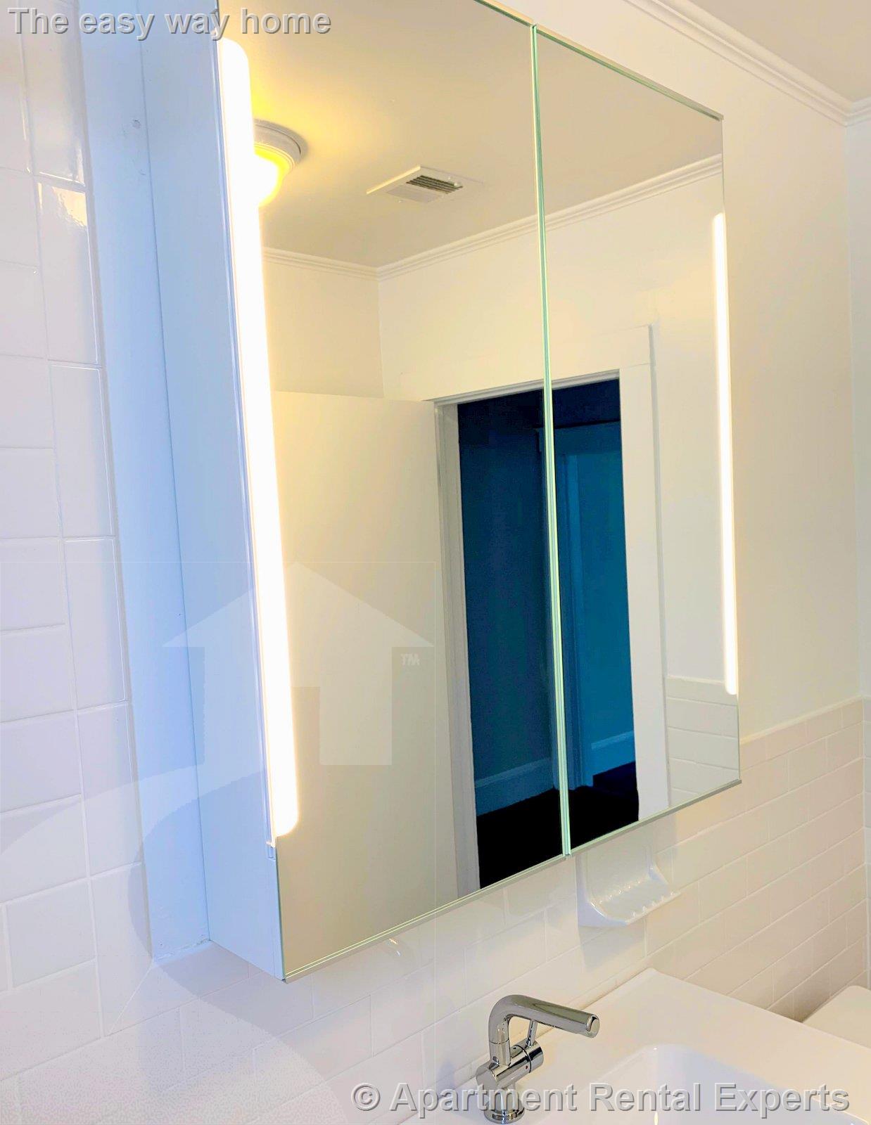 98 Bristol Rd, Ball Square