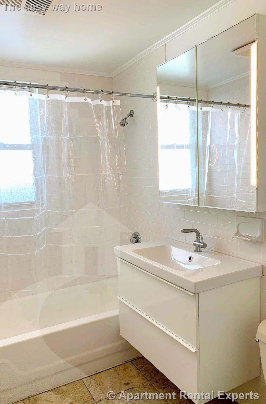 98 Bristol Rd, Ball Square