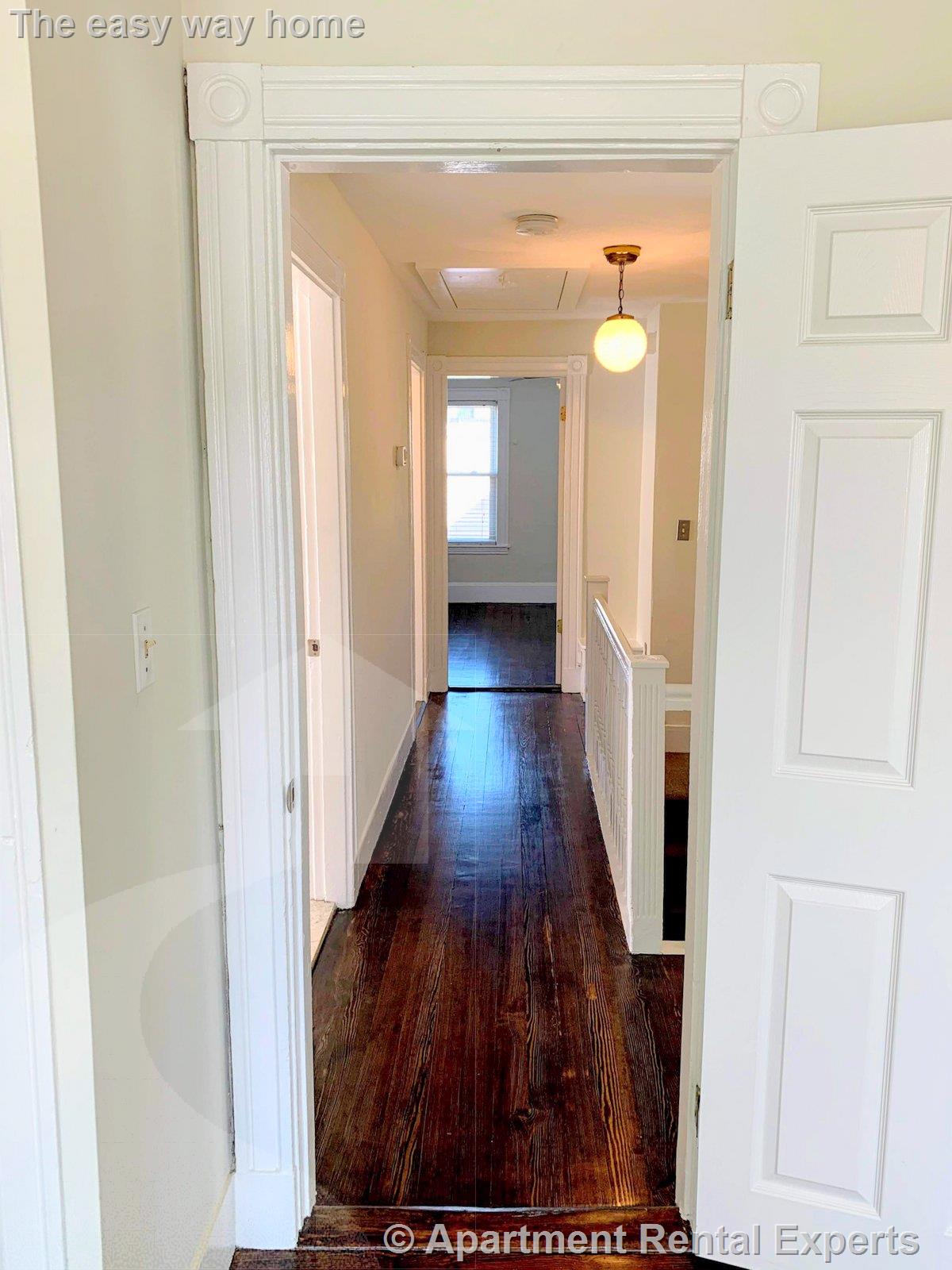 98 Bristol Rd, Ball Square