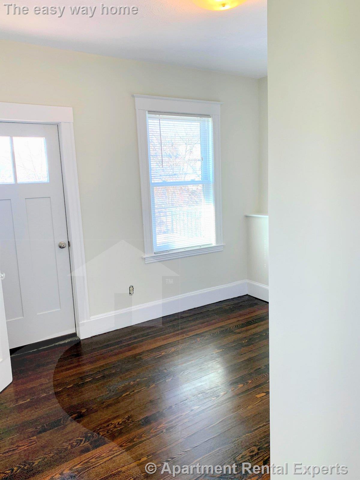 98 Bristol Rd, Ball Square