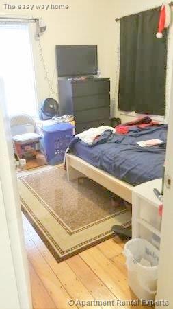 16 Valentine St, Central Square