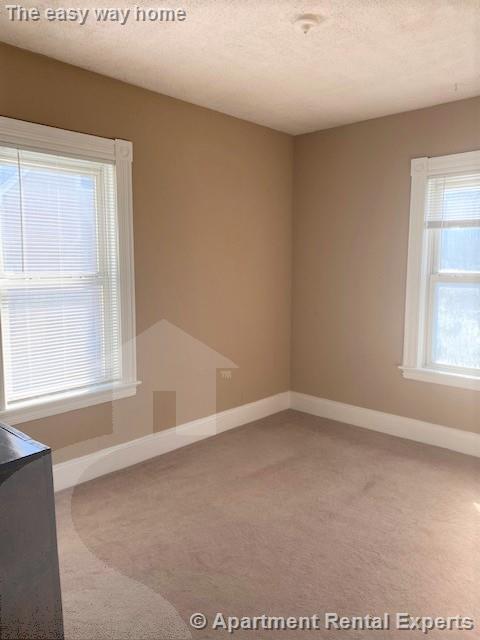 53 Winchester St, Tufts