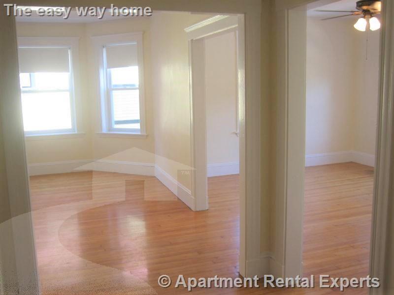 14 Centre St, Central Square