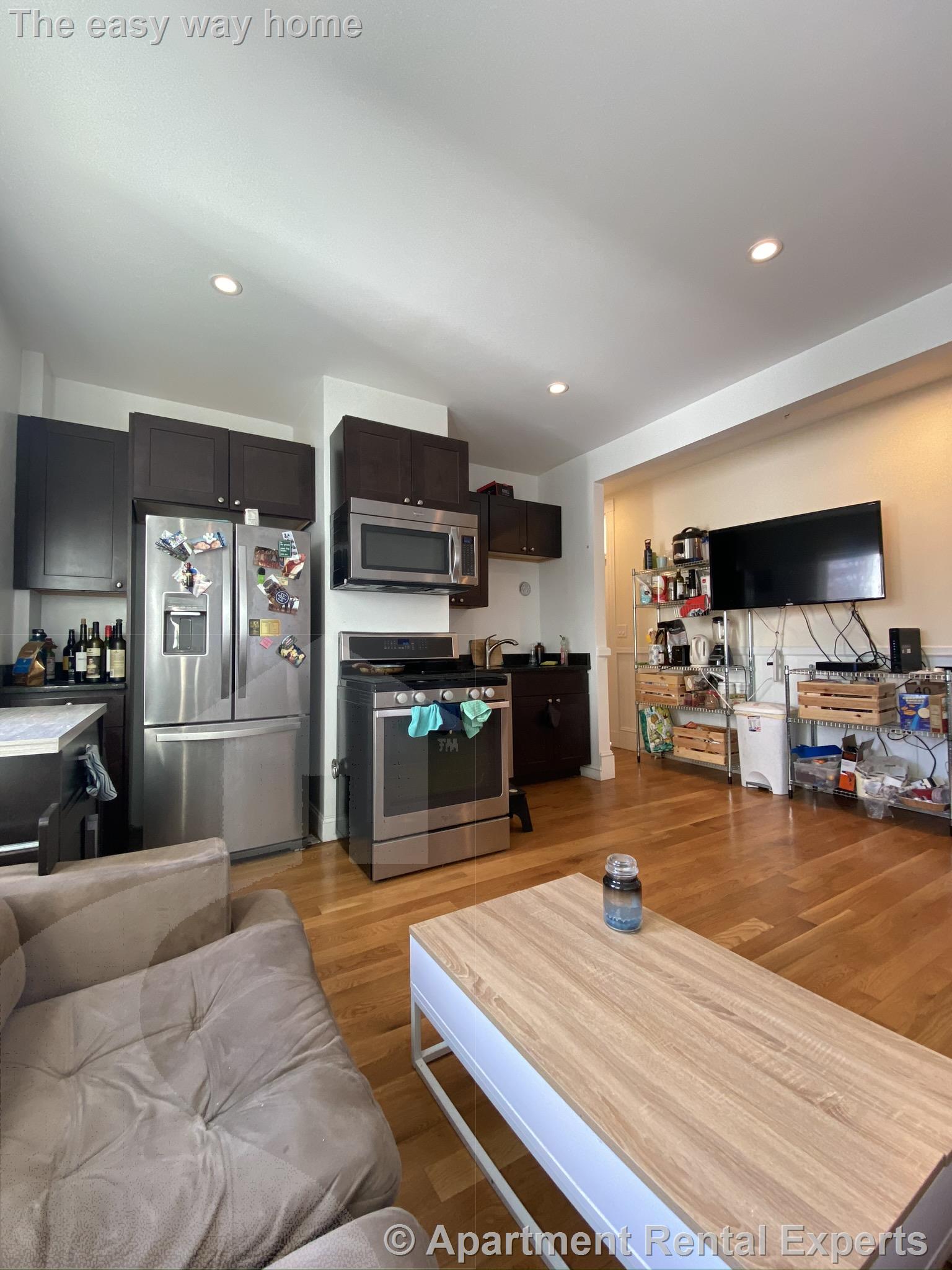 322.5 Western Ave, Cambridgeport