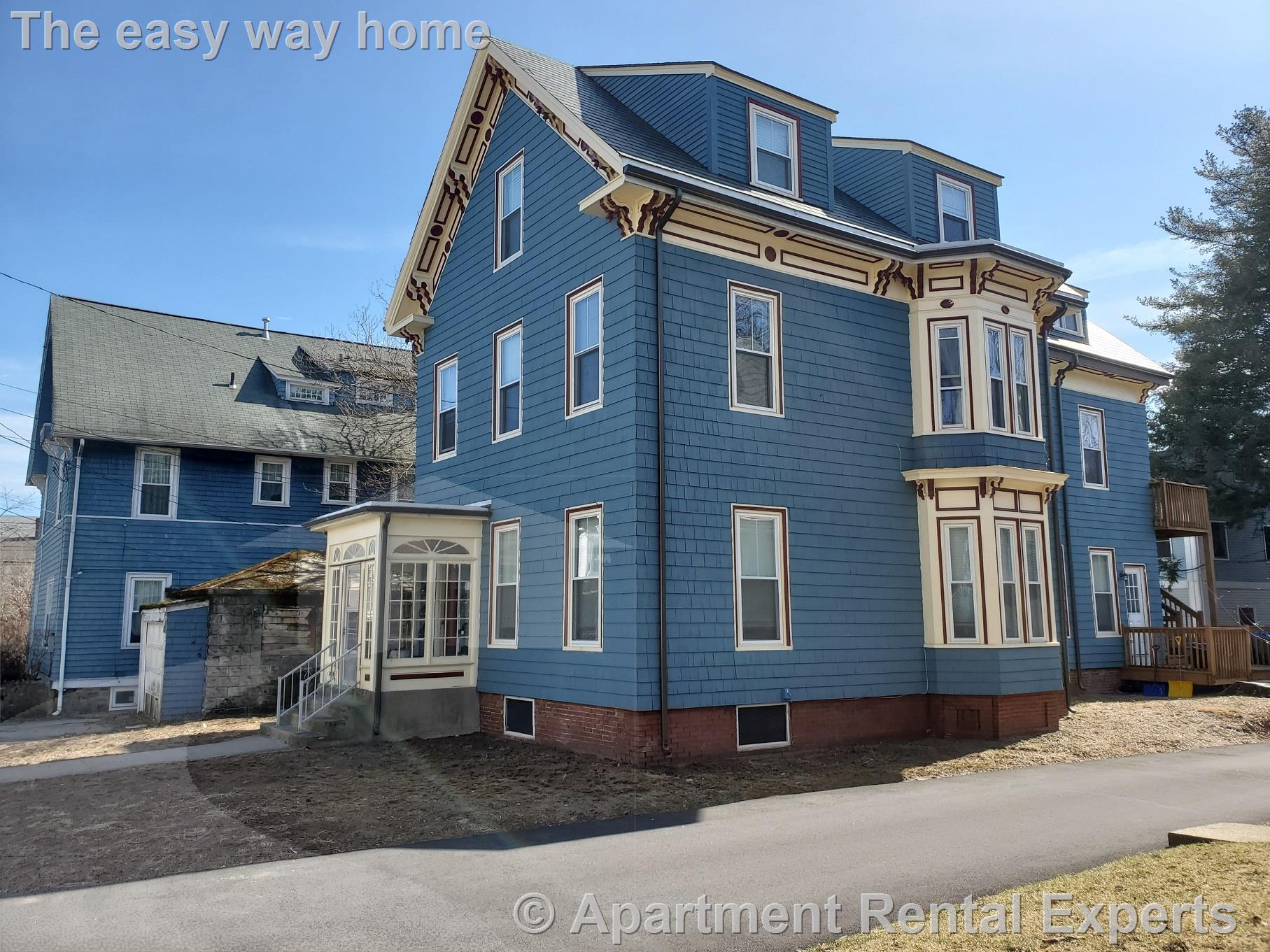 37 Spring St, Malden Center