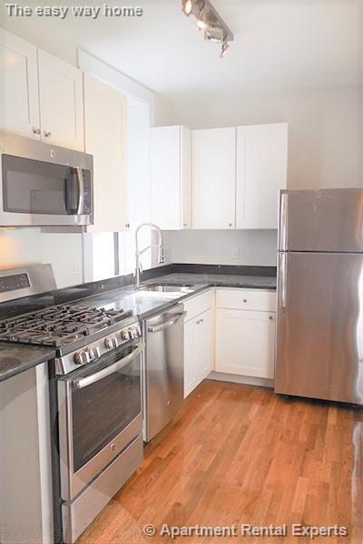 40 Cedar St, Porter Square