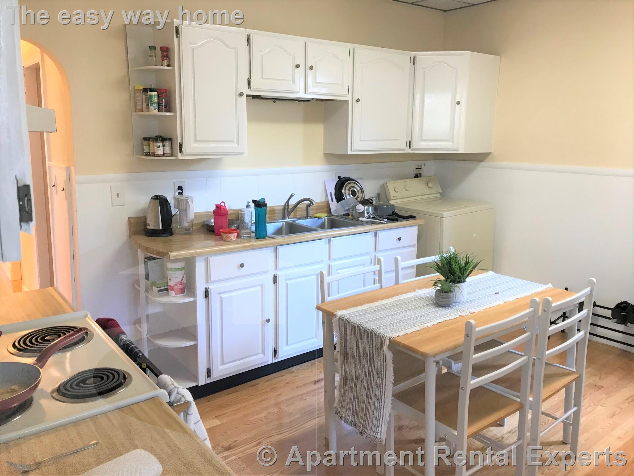 27-29 Cameron Ave, Davis Square