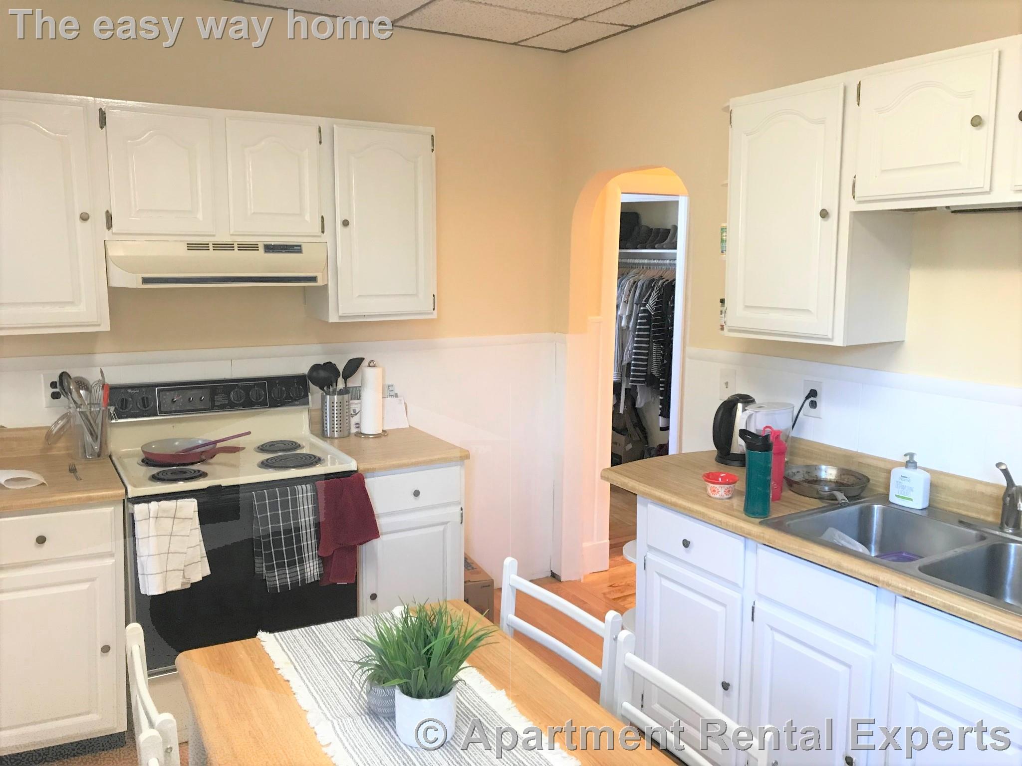 27-29 Cameron Ave, Davis Square